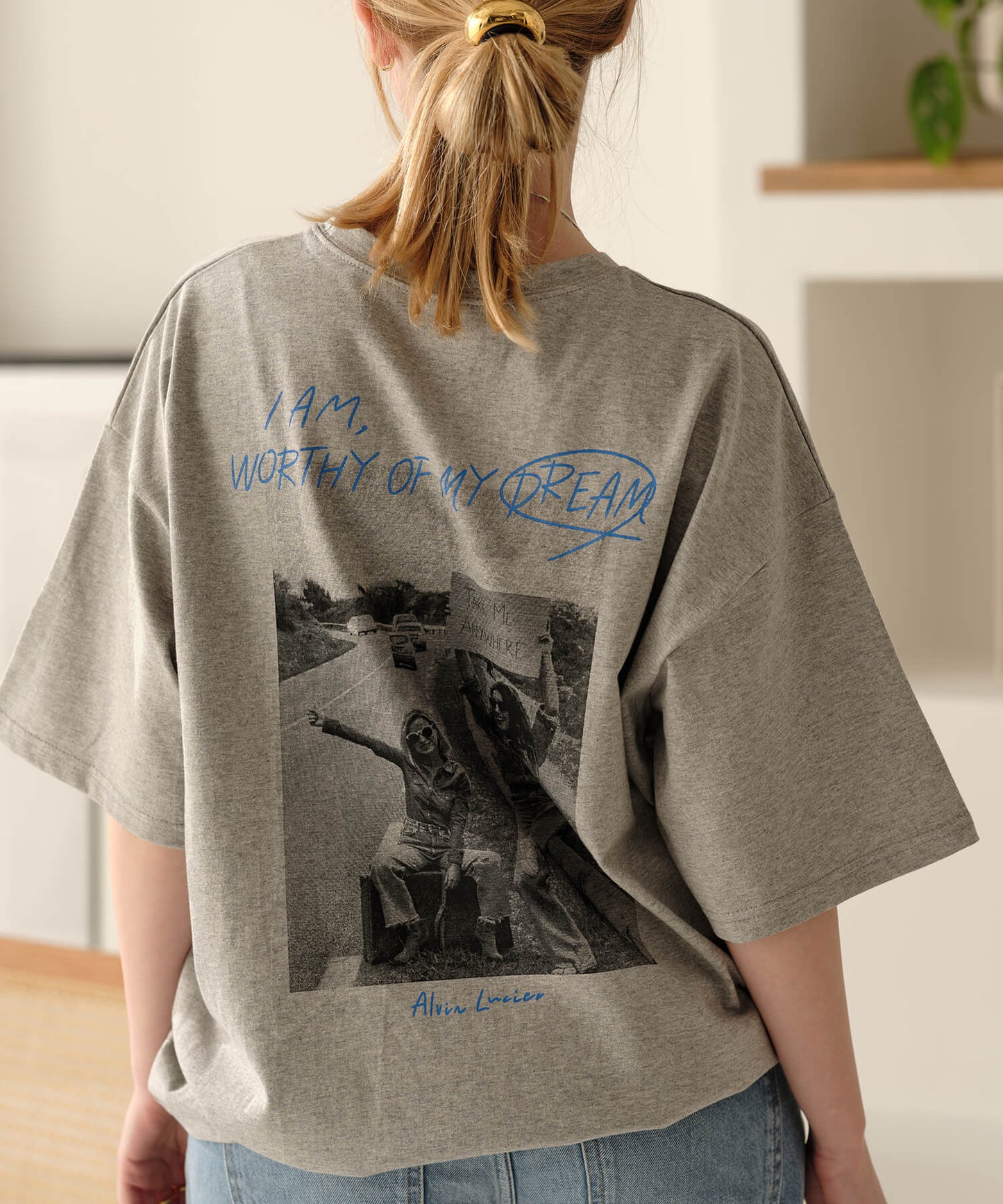 【MIA/ミア】バックプリントフォトTシャツ