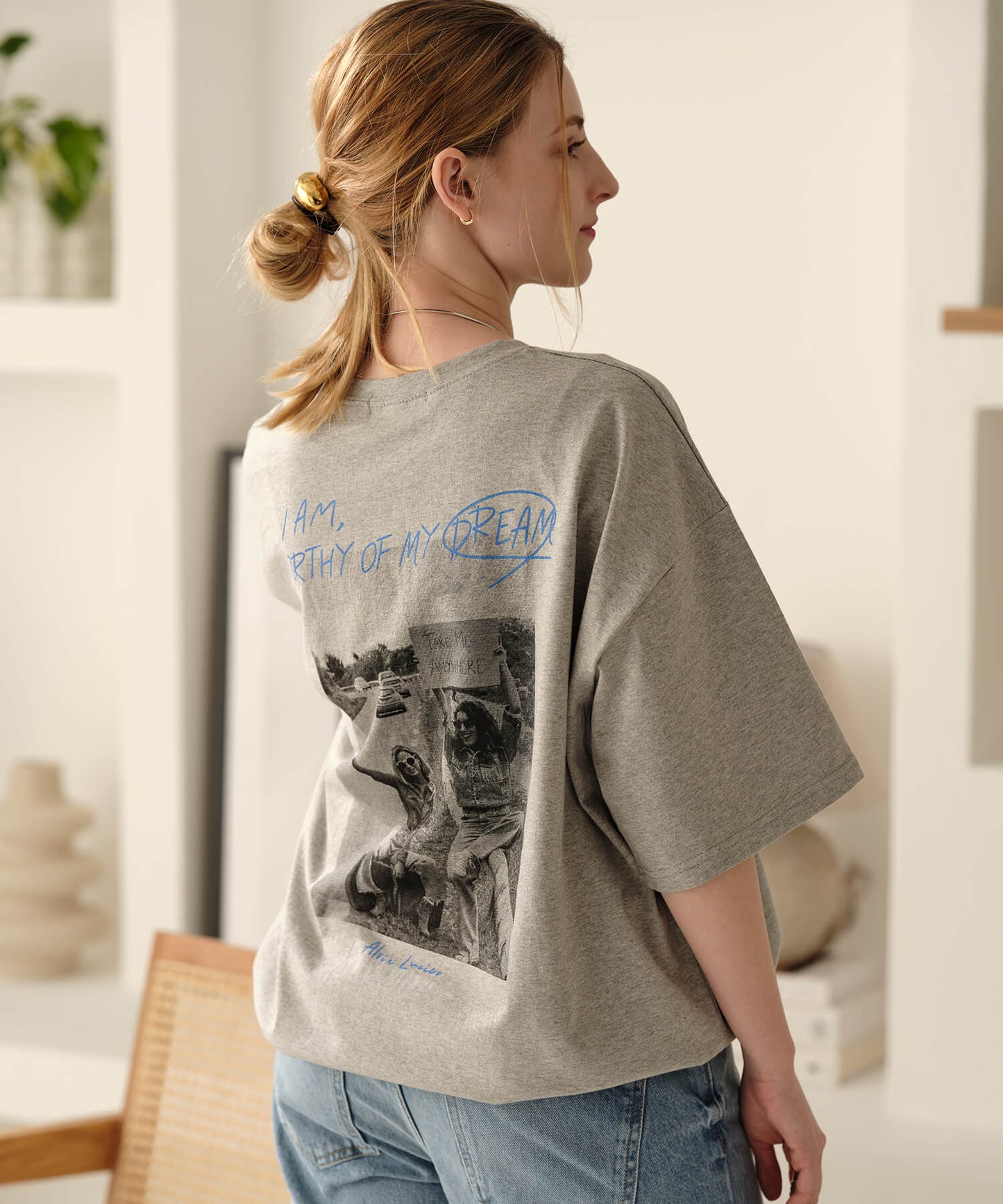 【MIA/ミア】バックプリントフォトTシャツ