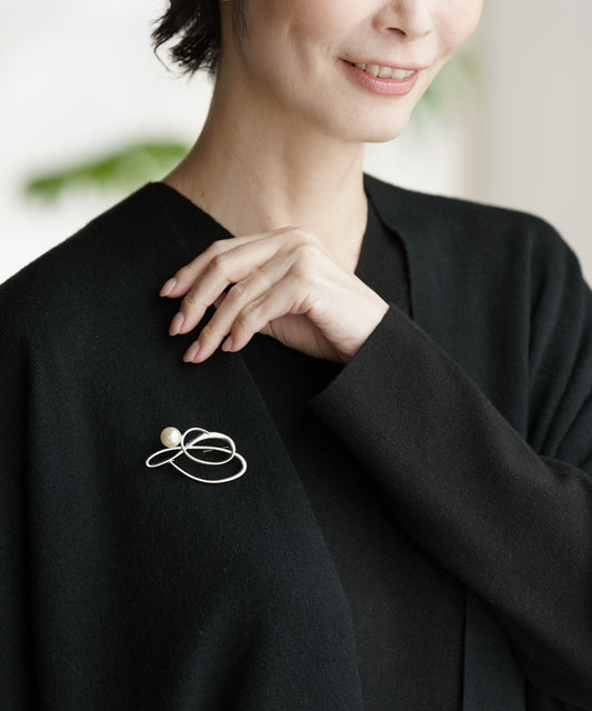 【tokidoki】【メディア掲載】パールデザインブローチ