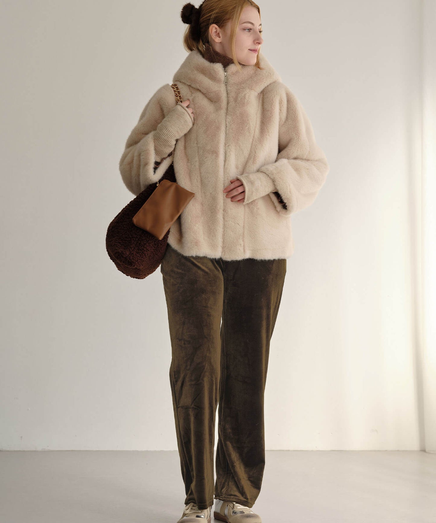 【MIA/ミア】ベロアリラックスパンツ