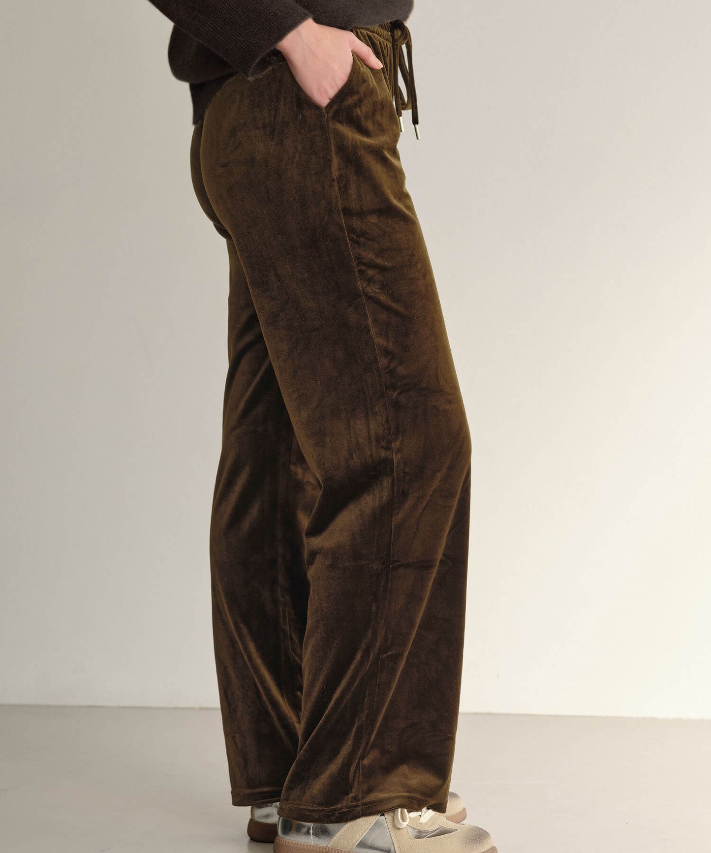 【MIA/ミア】ベロアリラックスパンツ