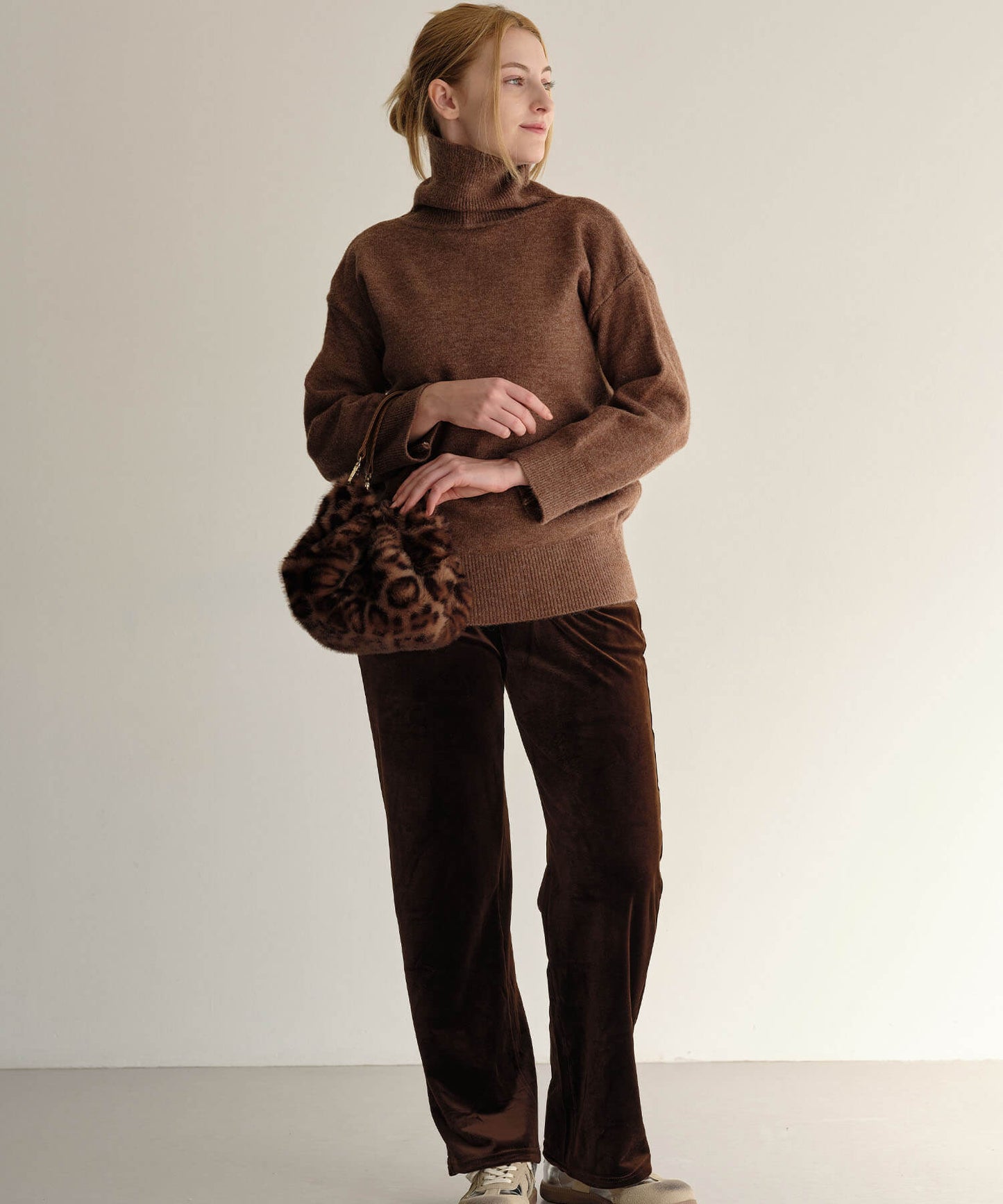 【MIA/ミア】ベロアリラックスパンツ