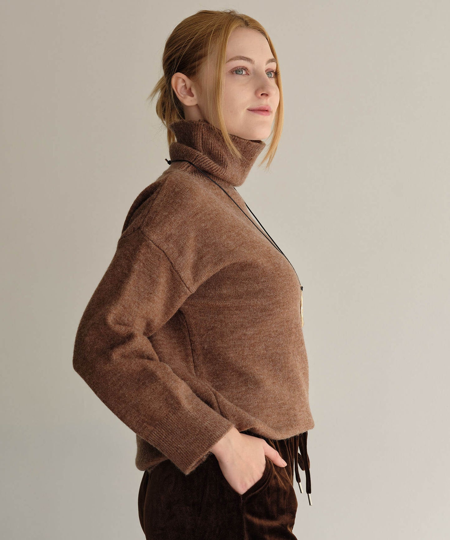 【MIA/ミア】タートルネックルーズニットPO