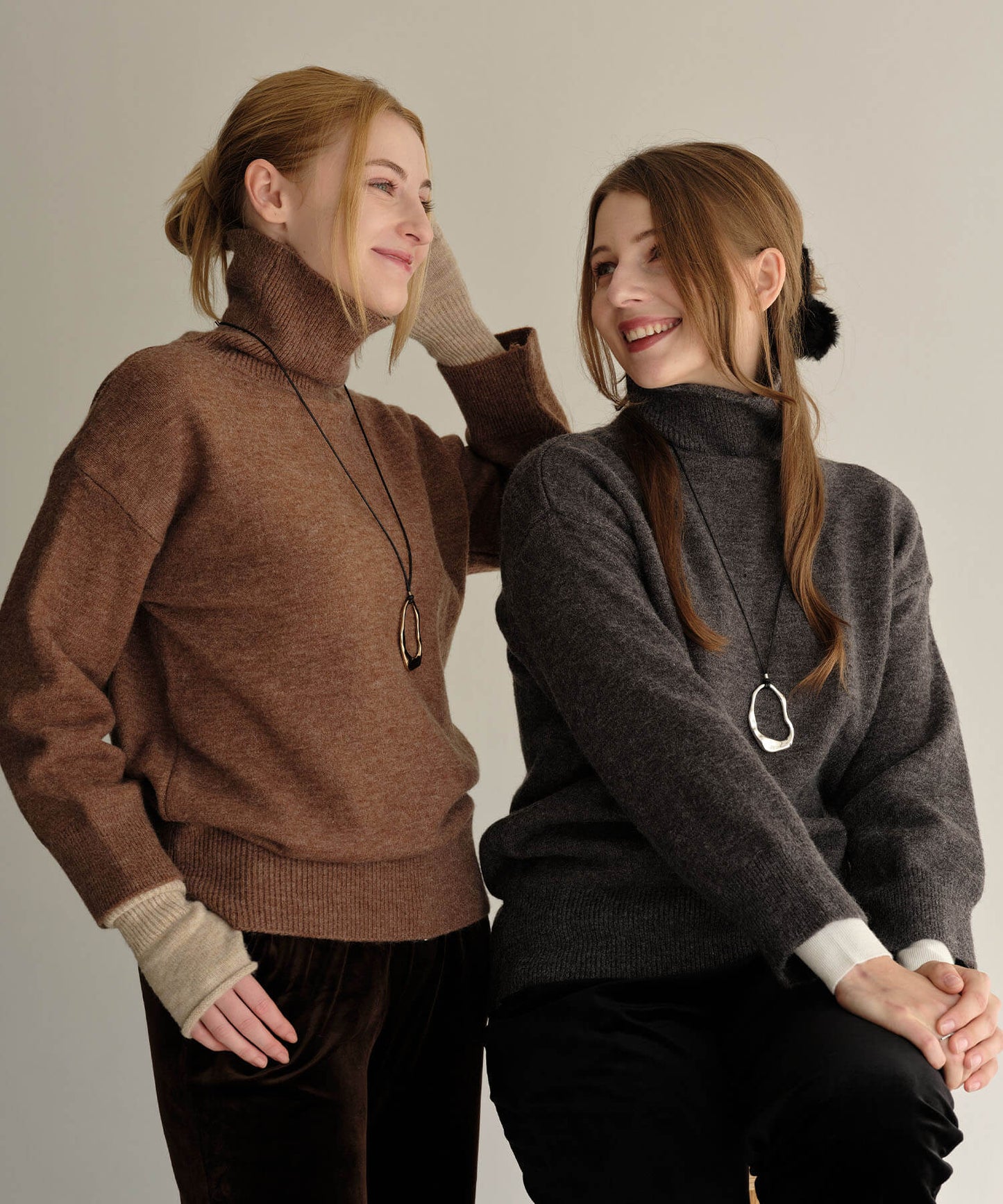 【MIA/ミア】タートルネックルーズニットPO