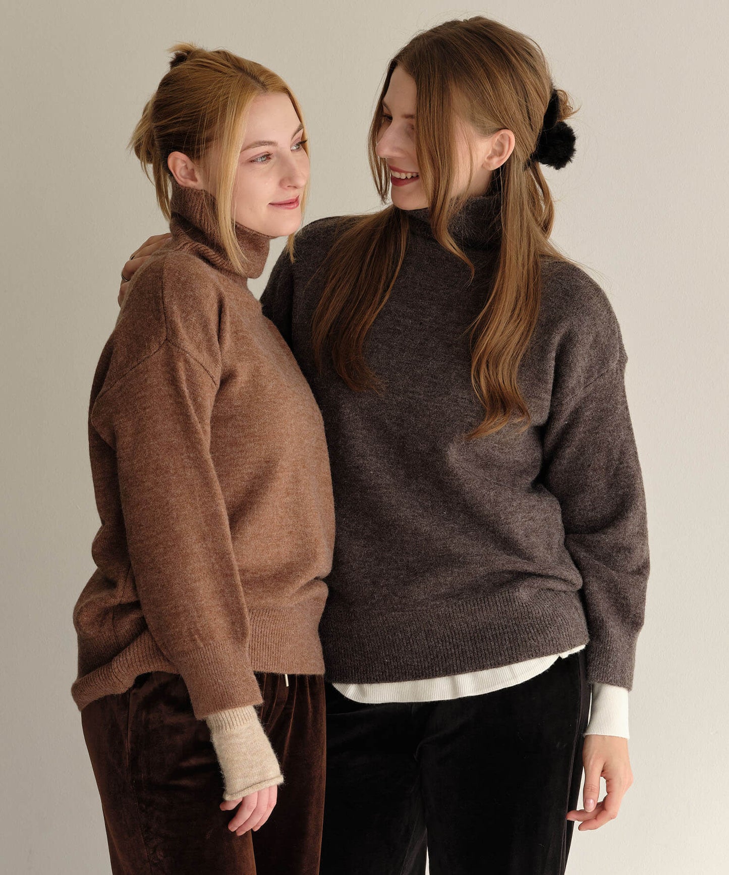 【MIA/ミア】タートルネックルーズニットPO