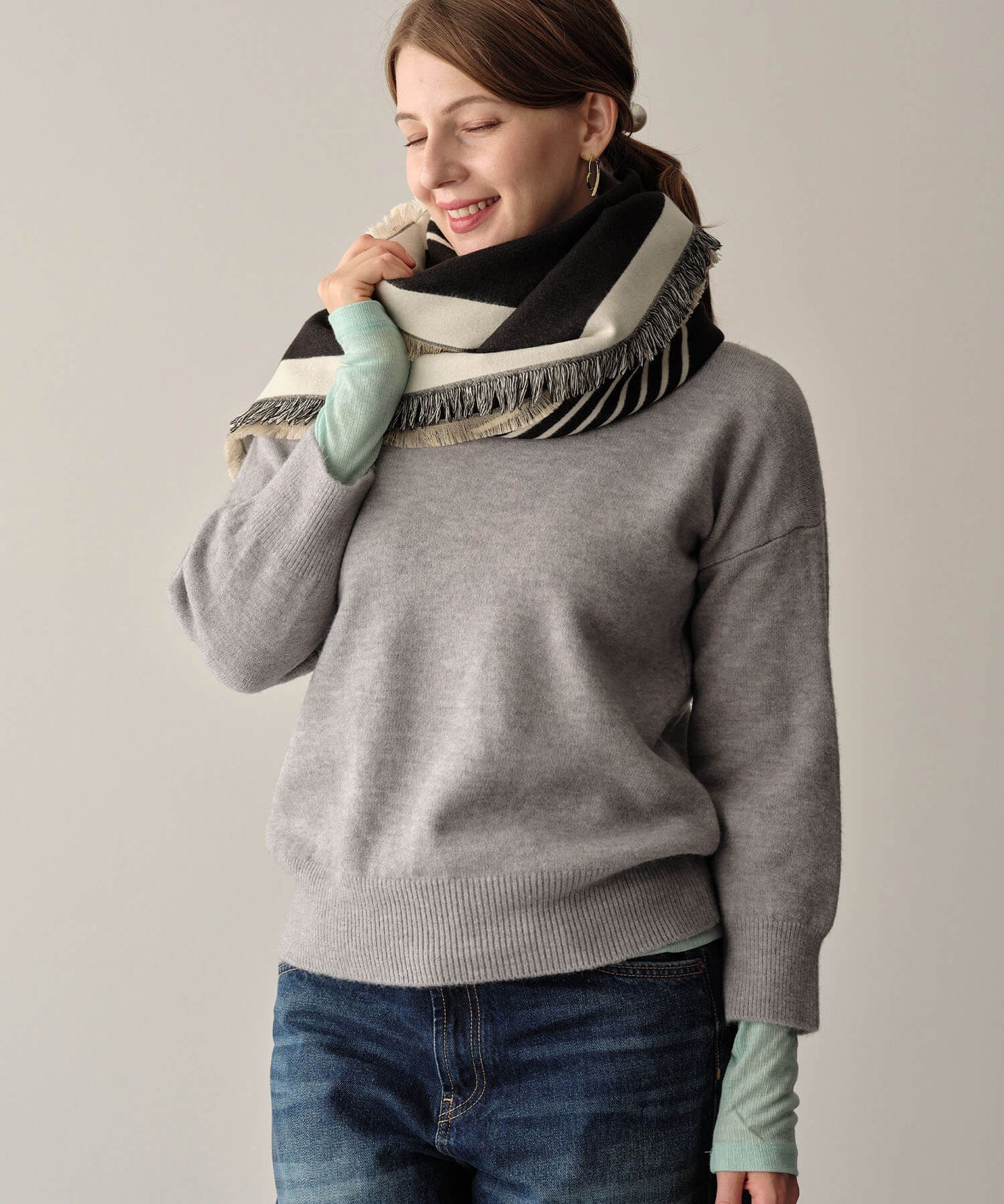 【MIA/ミア】タートルネッククロップドニットPO