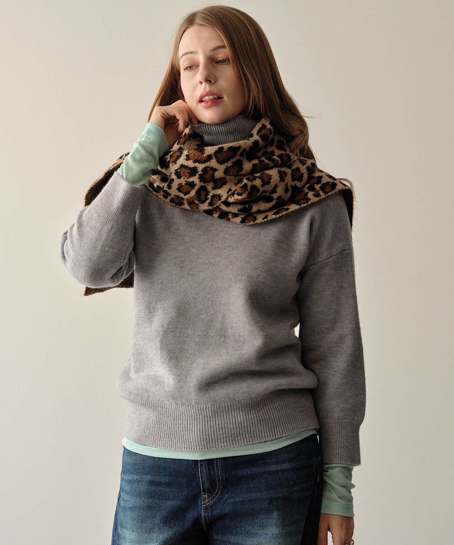 【MIA/ミア】タートルネッククロップドニットPO