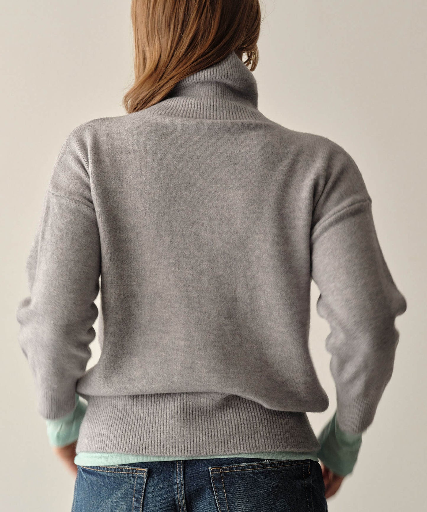 【MIA/ミア】タートルネッククロップドニットPO