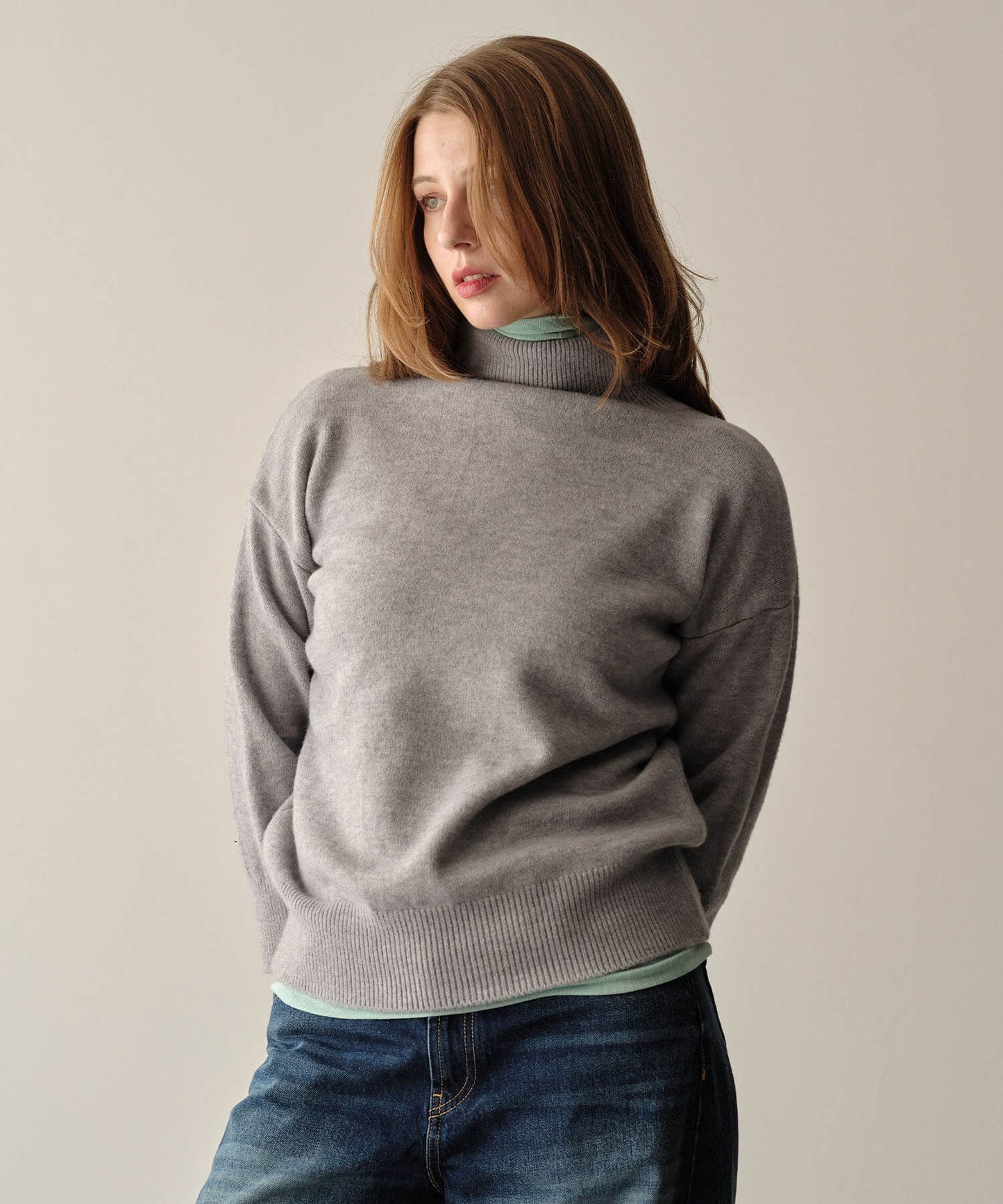 【MIA/ミア】タートルネッククロップドニットPO