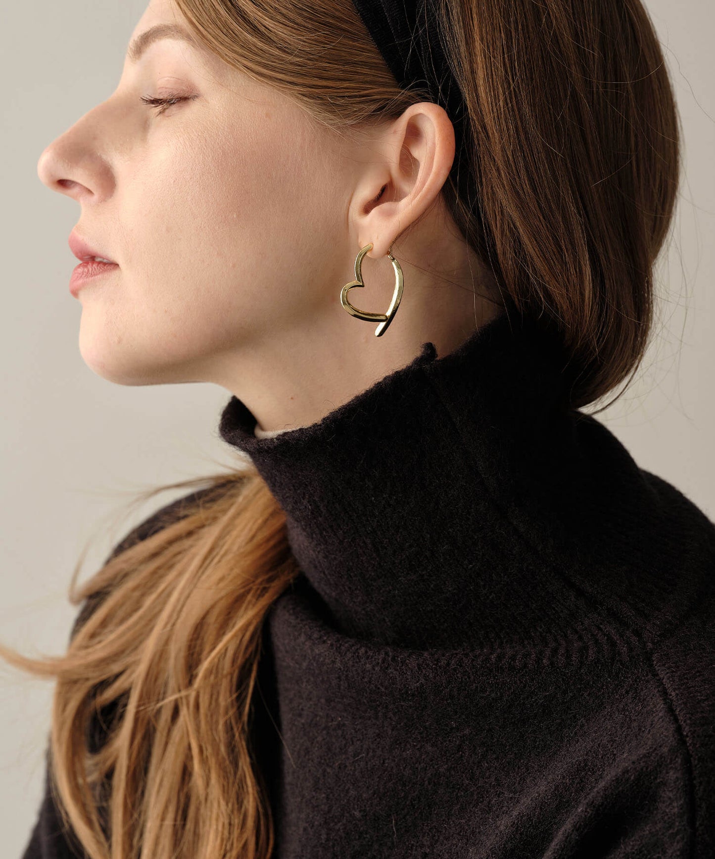 【MIA/ミア】タートルネッククロップドニットPO