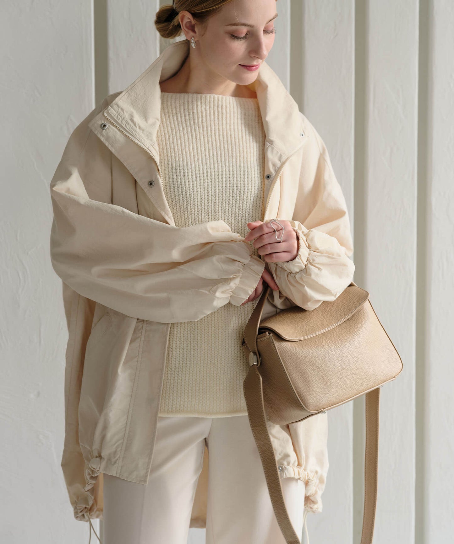 【MIA/ミア】スタンドカラーテイルライトアウター