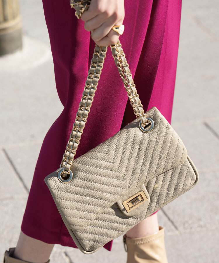 【ORNELLA/オルネラ】(NOVE-19)ラインキルティングチェーンバッグ(ゴールド金具)