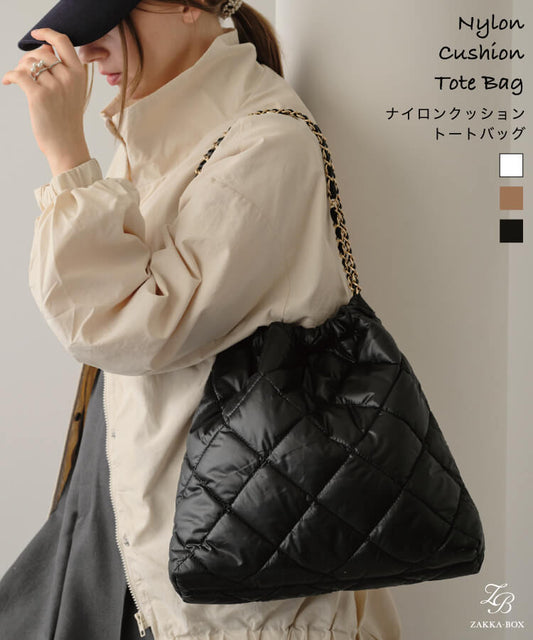 ナイロンクッションチェーンバッグ