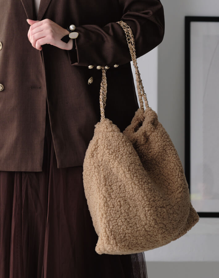 ボアチェーンバッグ