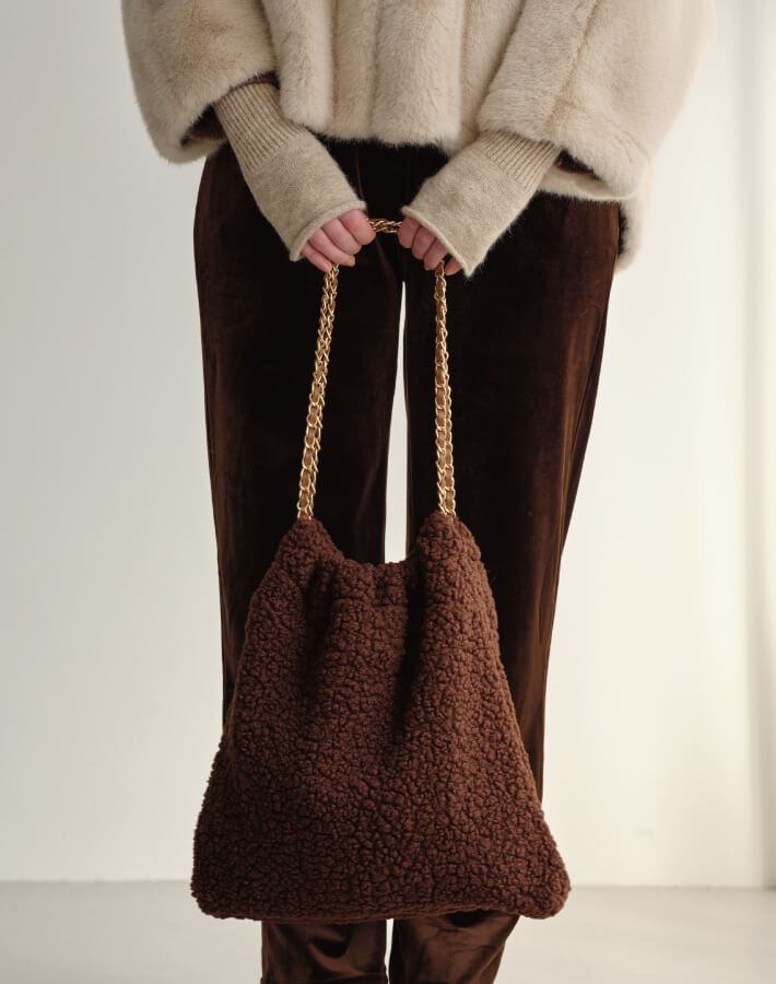 ボアチェーンバッグ