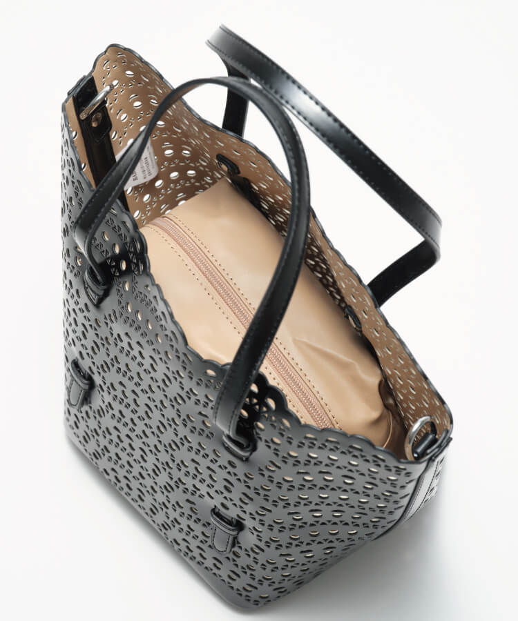 スカラップレースパンチングトートバッグ