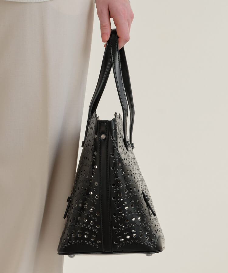 スカラップレースパンチングトートバッグ