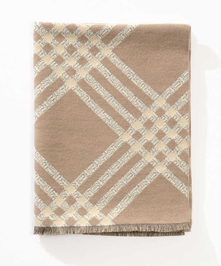 チェックデザイン柄ストール