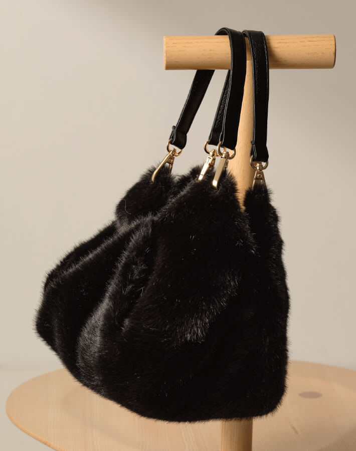 ポムポムファーバッグ