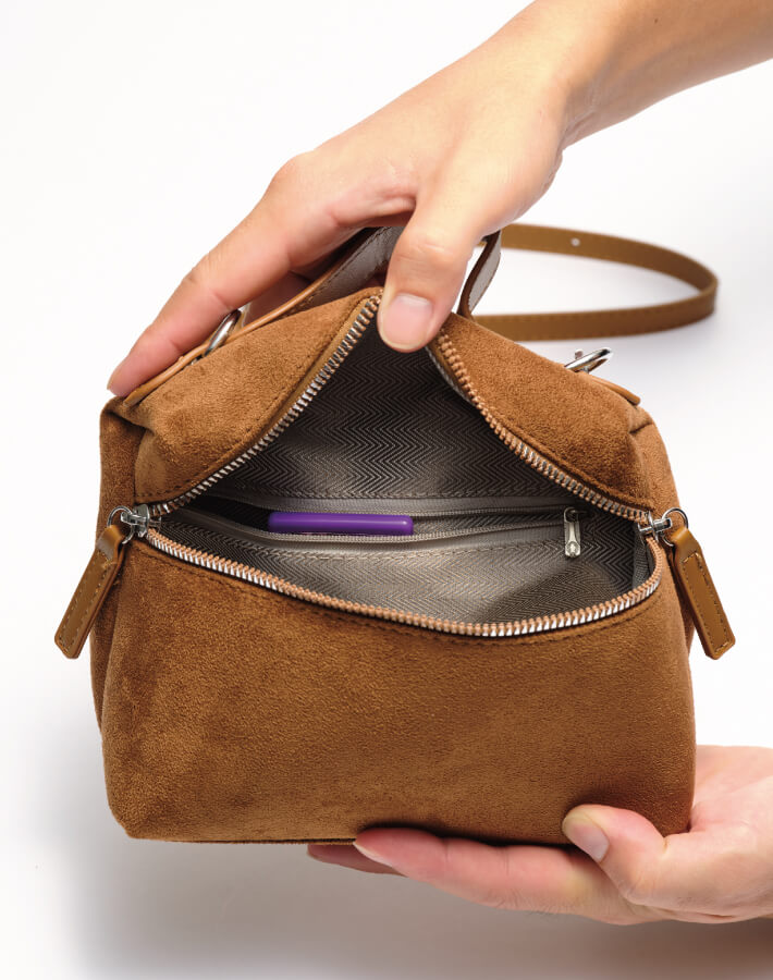 スウェ―ドバニティバッグ