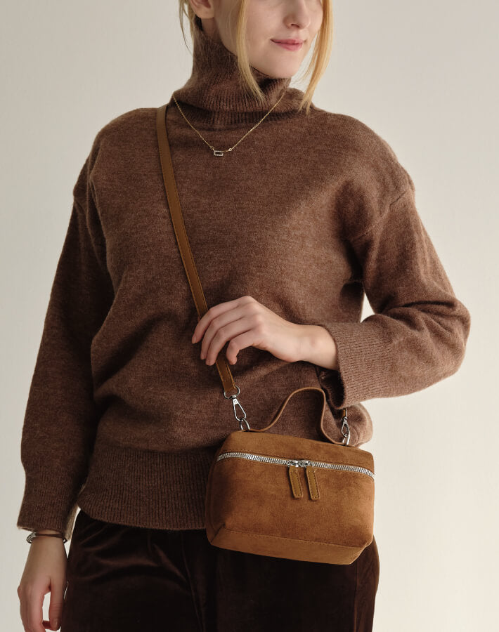 スウェ―ドバニティバッグ