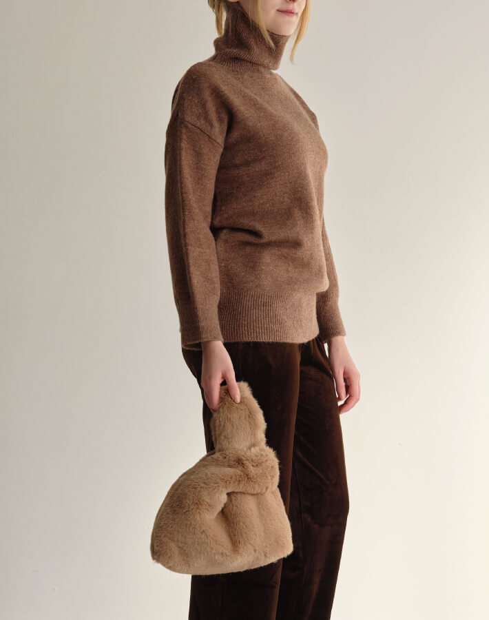 ファーワンハンドルバッグ