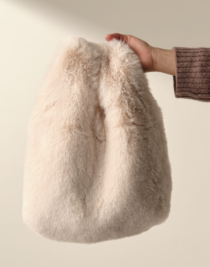 ファーワンハンドルバッグ