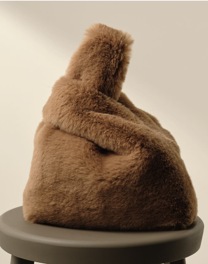 ファーワンハンドルバッグ