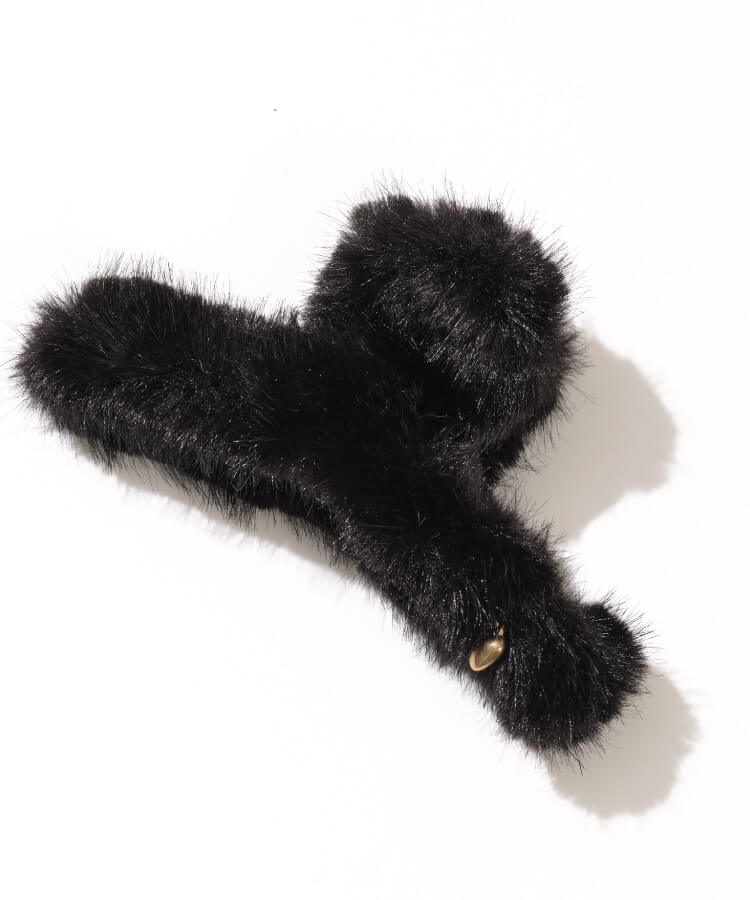 ファーヘアクリップハートチャーム付き