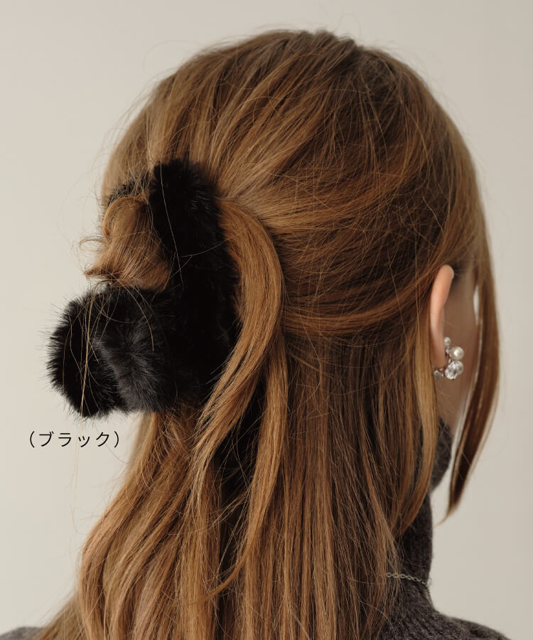 ファーヘアクリップハートチャーム付き