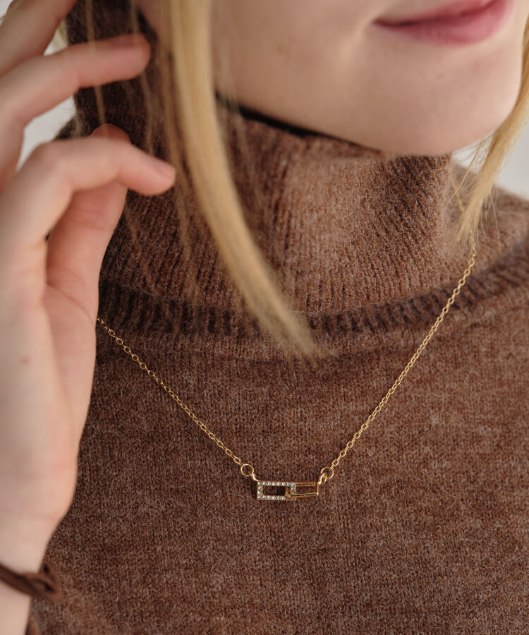 ツインリンクネックレス