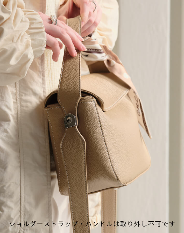 2WAYハンドルフラップバッグ（リボンスカーフ付き）