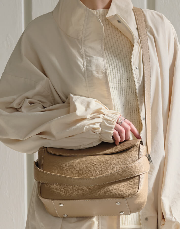 2WAYハンドルフラップバッグ（リボンスカーフ付き）