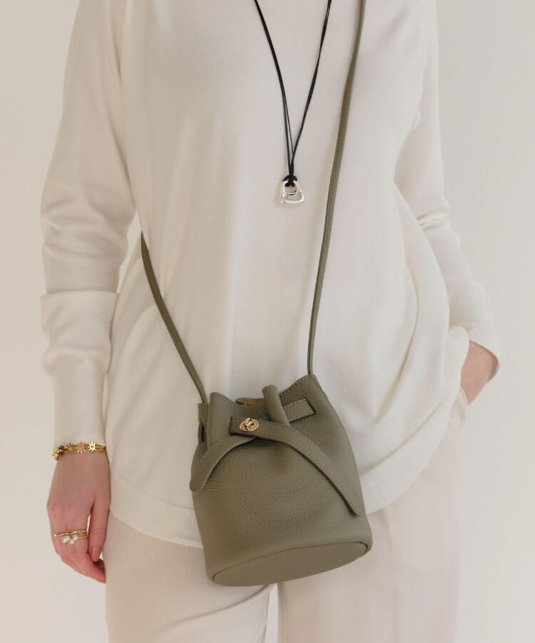 【30%OFF】リアルレザーキンチャクポシェット