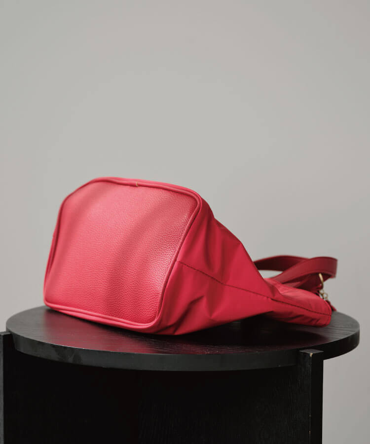 ナイロントートバッグ(リップケースチャーム付き)