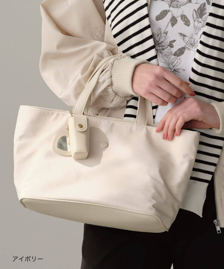 ナイロントートバッグ(リップケースチャーム付き)