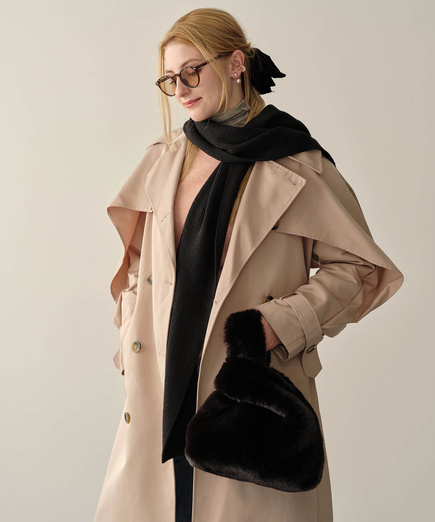 【MIA/ミア】フーディーマフラー