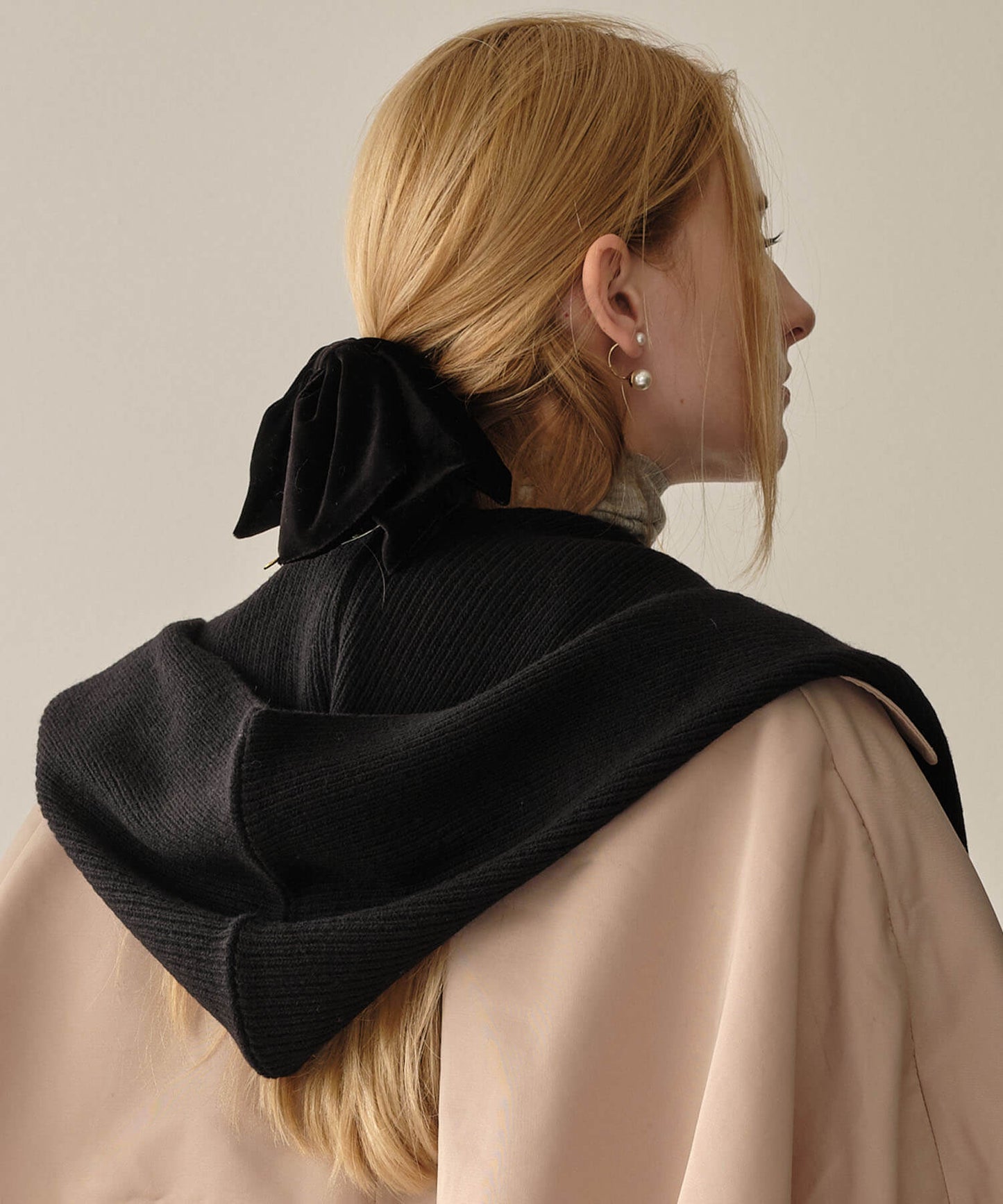 【MIA/ミア】フーディーマフラー