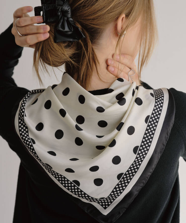 【ANOH】トライアングルスカーフ