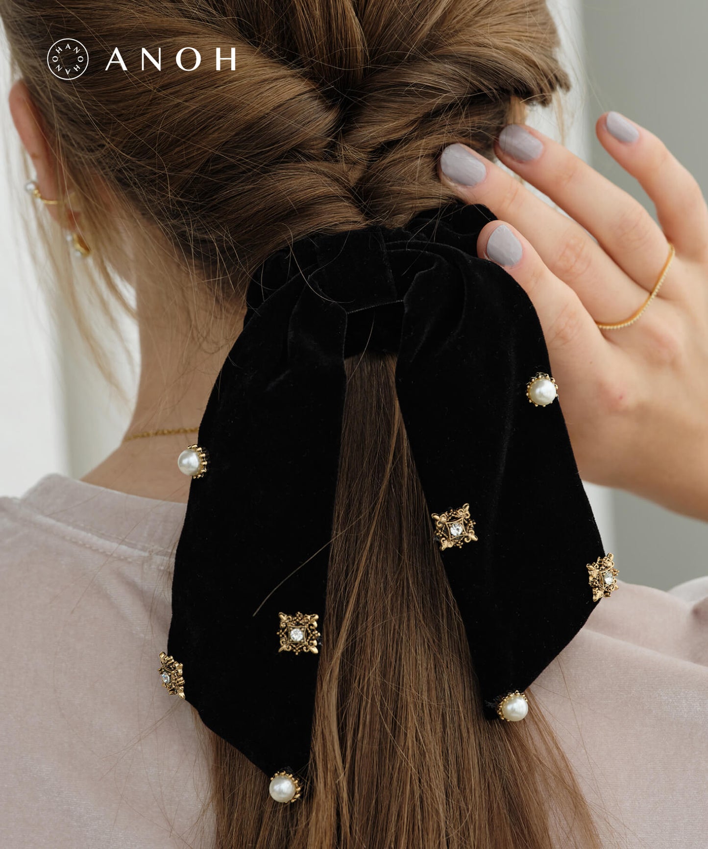 【ANOH】ビジューベロアリボンシュシュ