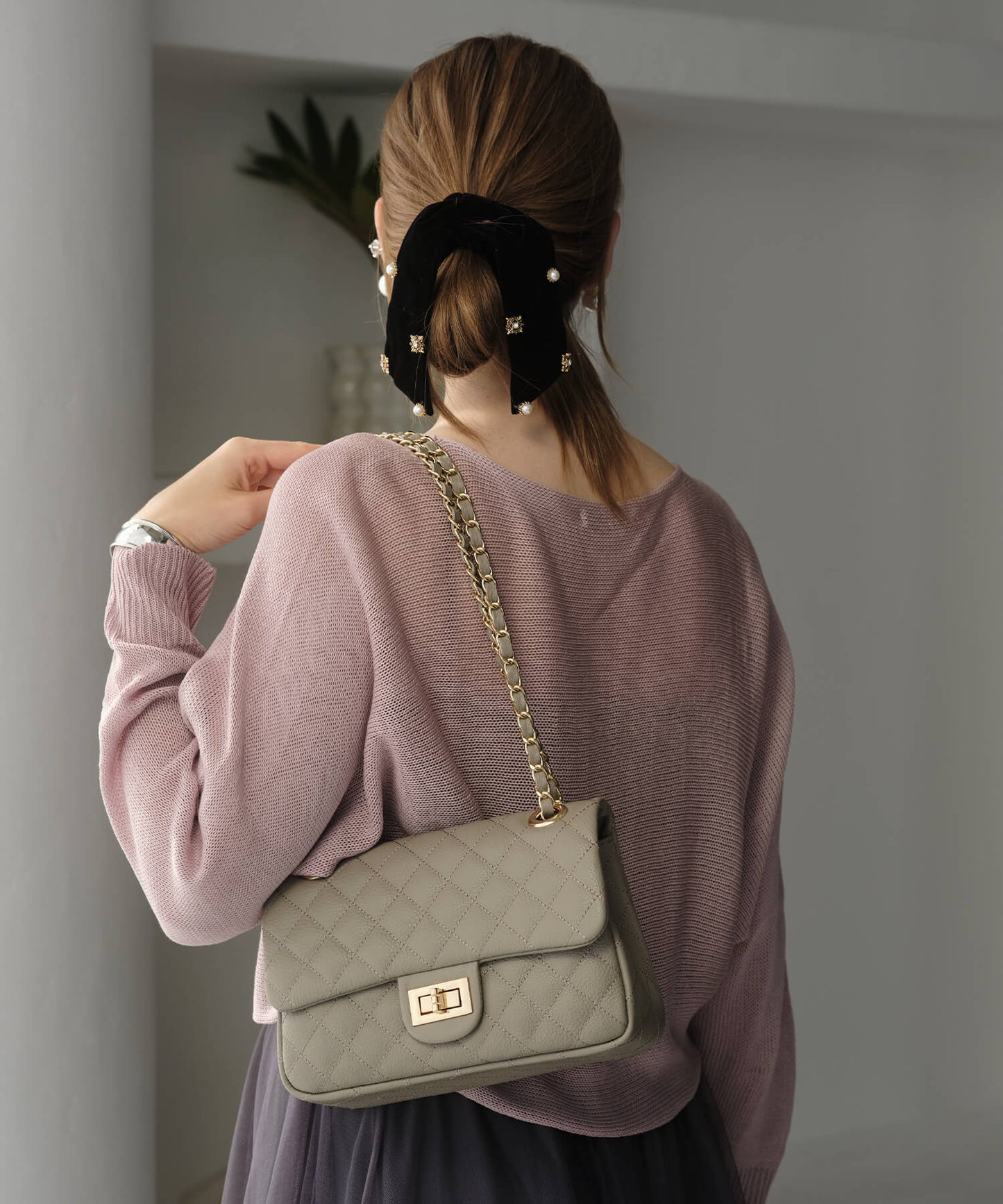 【ANOH】ビジューベロアリボンシュシュ