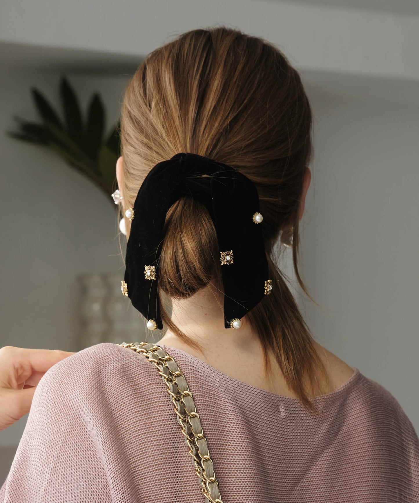 【ANOH】ビジューベロアリボンシュシュ