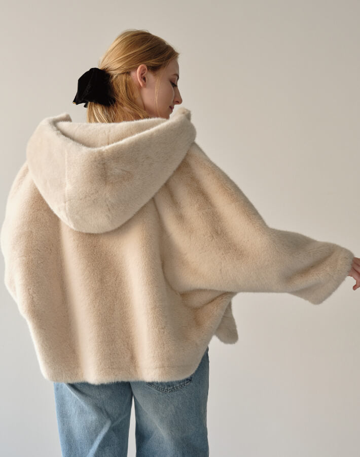 【MIA/ミア】ドルマンソフトファーフードJK