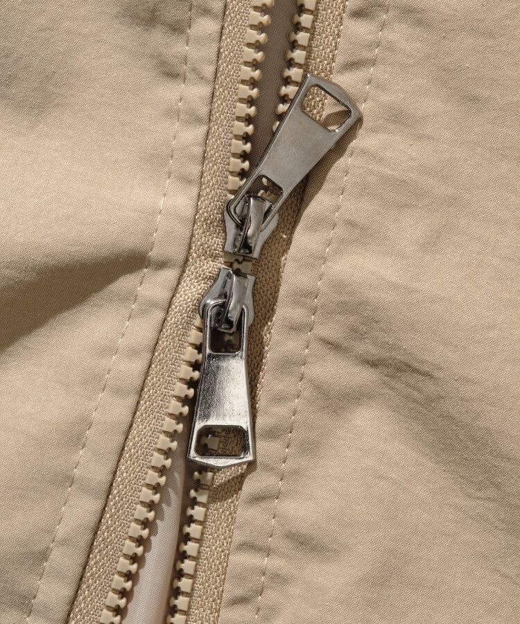 【MIA/ミア】フーディーライトアウター