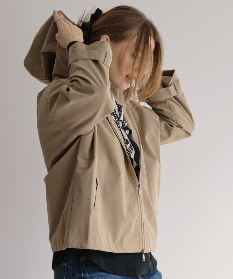 【MIA/ミア】フーディーライトアウター