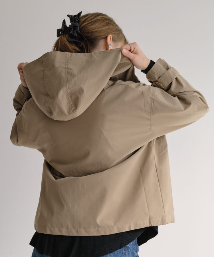 【MIA/ミア】フーディーライトアウター