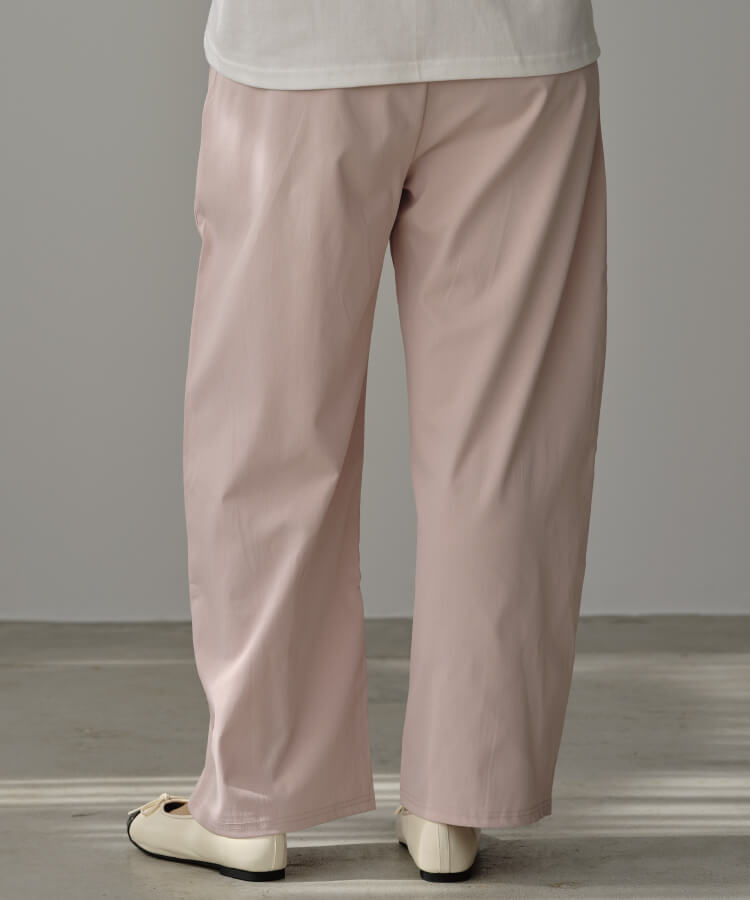 カーブシルエットパンツ