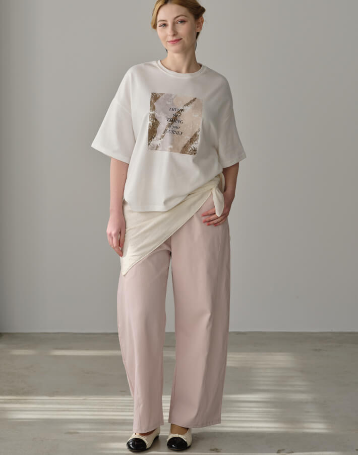 カーブシルエットパンツ