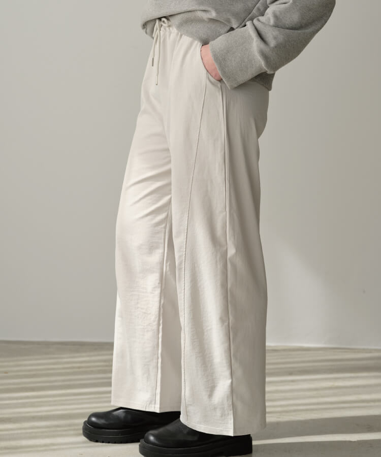 カーブシルエットパンツ