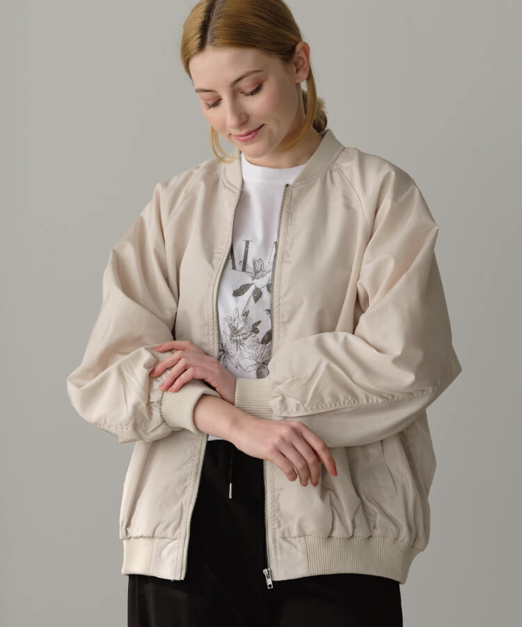 【MIA/ミア】ボタニカルTシャツ